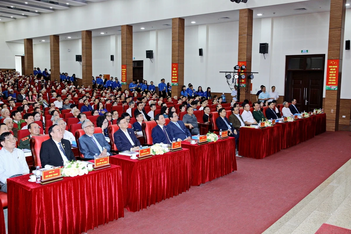 Thủ tướng Chính phủ Phạm Minh Chính dự lễ Kỷ niệm 40 năm Hội đồng hương Thanh Hóa tại Hà Nội