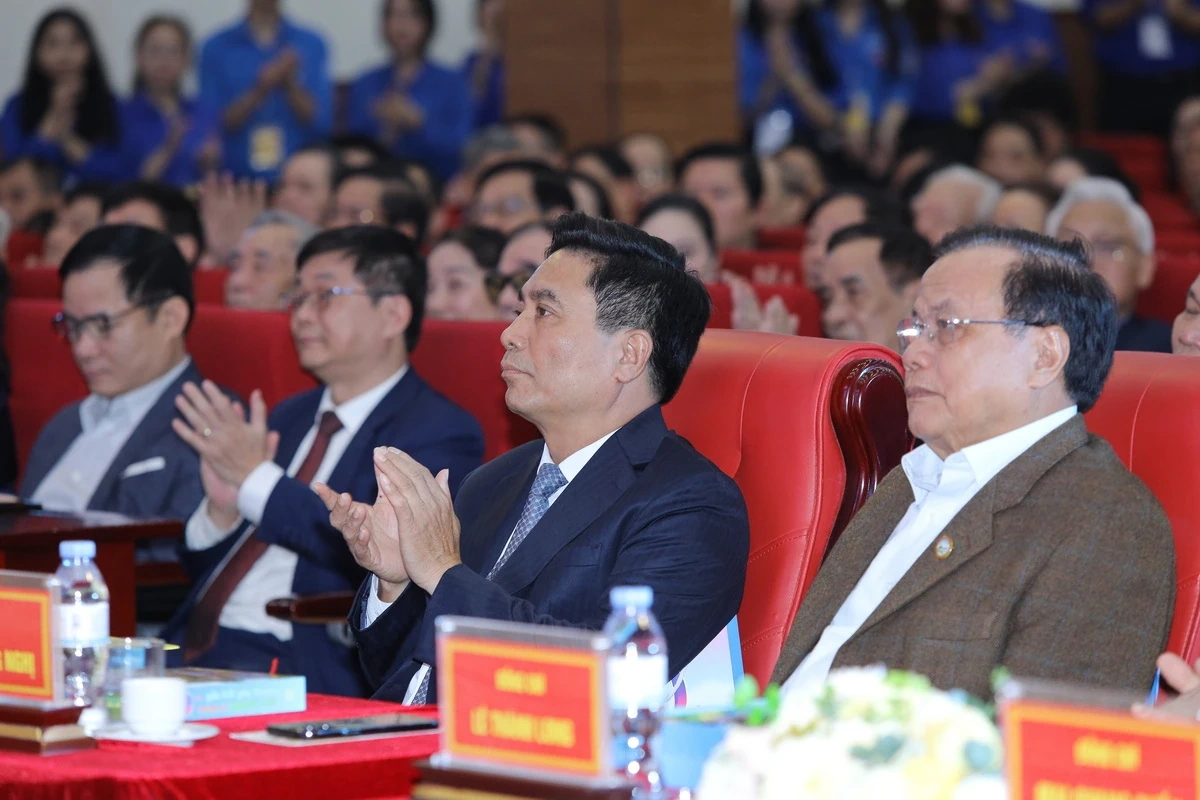 Thủ tướng Chính phủ Phạm Minh Chính dự lễ Kỷ niệm 40 năm Hội đồng hương Thanh Hóa tại Hà Nội