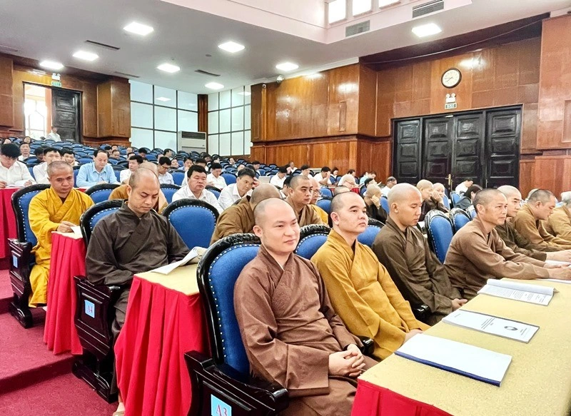 Ủy ban MTTQ tỉnh quán triệt, triển khai các nghị quyết của Đảng; giao ban nắm tình hình Nhân dân và dư luận xã hội quý I năm 2026