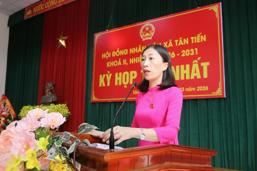 Kỳ họp thứ nhất HĐND xã Tân Tiến khoá II, nhiệm kỳ 2026 - 2031