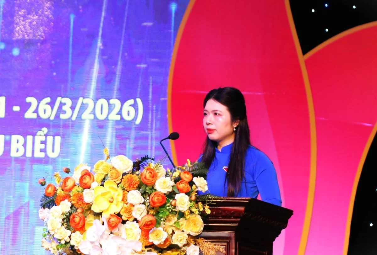 Đoàn Thanh niên UBND tỉnh kỷ niệm 95 năm Ngày thành lập Đoàn và tuyên dương gương mặt trẻ xuất sắc tiêu biểu