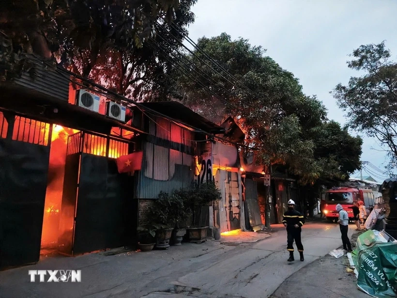 Những chính sách mới nổi bật có hiệu lực từ tháng 4 năm 2026