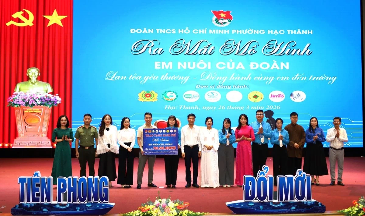 Đoàn phường Hạc Thành ra mắt mô hình “Em nuôi của Đoàn”