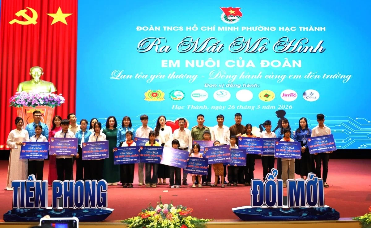 Đoàn phường Hạc Thành ra mắt mô hình “Em nuôi của Đoàn”