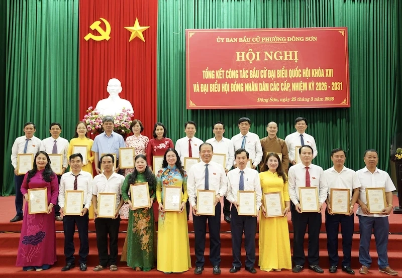 HĐND phường Đông Sơn tổ chức Kỳ họp thứ nhất xem xét các nội dung thuộc thẩm quyền