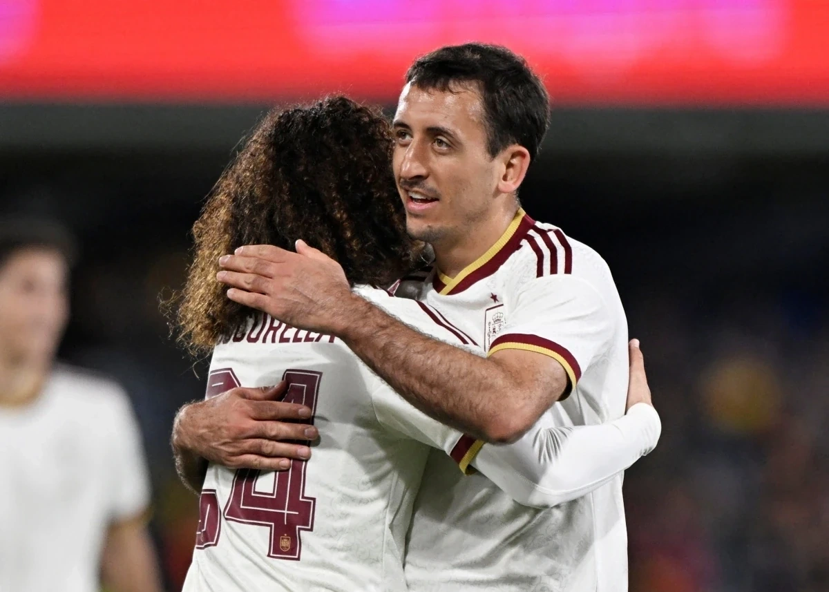 FIFA gửi thông điệp sau màn ra mắt của Đỗ Hoàng Hên; Lý do thực sự khiến Mohamed Salah chia tay Liverpool