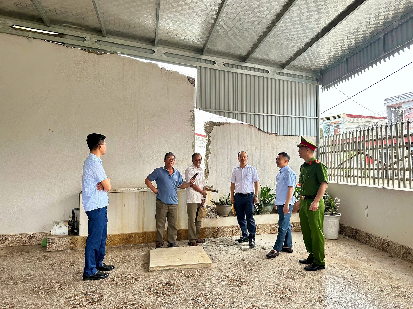 Xã Thiệu Quang ra quân triển khai mở rộng hành lang giao thông