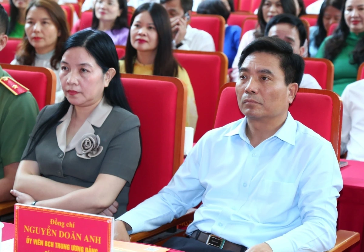 Gặp mặt lưu học sinh Lào nhân dịp Tết cổ truyền Bunpimay năm 2026