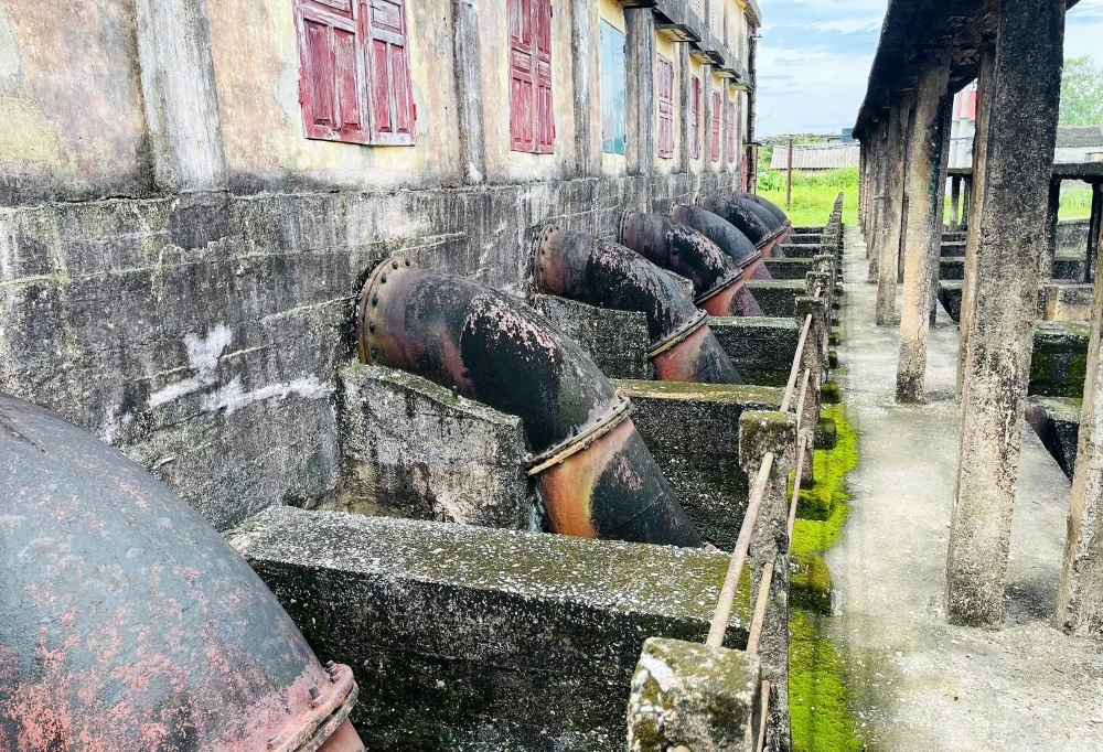 Trạm bơm Tượng Văn xuống cấp nghiêm trọng