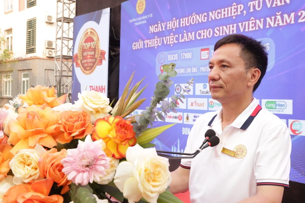 Trường CĐ Y tế Thanh Hóa tổ chức Ngày hội hướng nghiệp, tư vấn, giới thiệu việc làm năm 2026