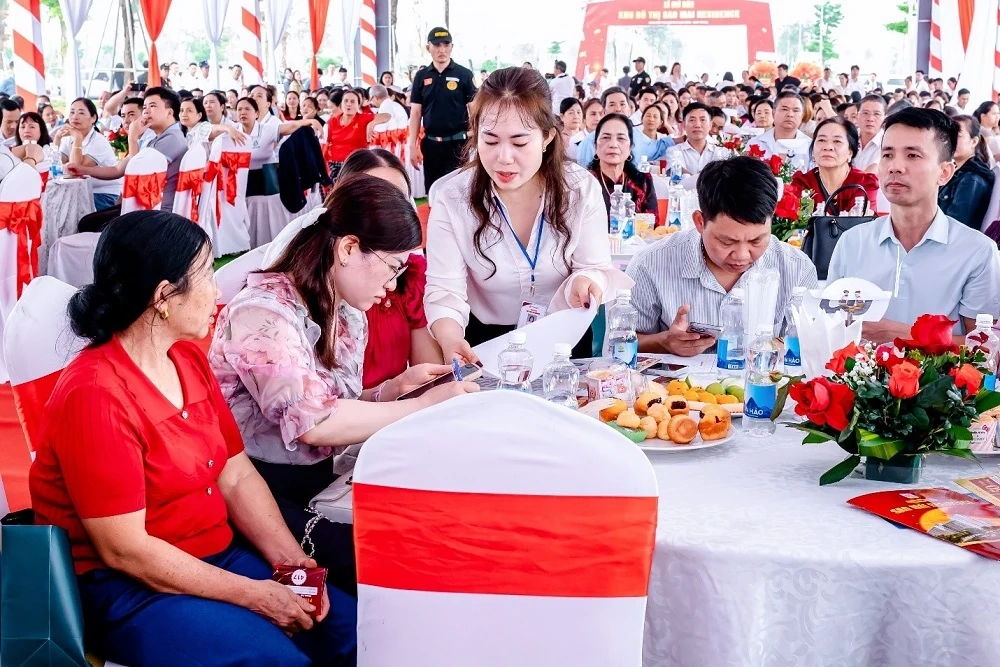 “Cháy hàng trong tích tắc” – Sao Mai Residence lập kỳ tích 33/33 sản phẩm ngay phiên mở bán đầu tiên