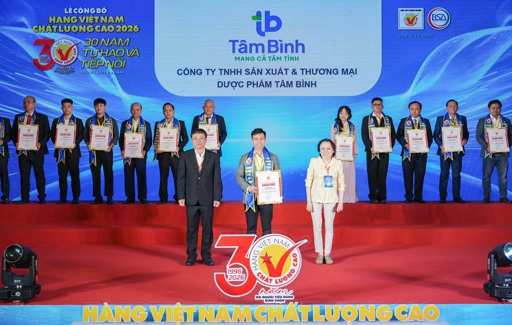 Dược phẩm Tâm Bình 8 năm liền đạt danh hiệu Hàng Việt Nam chất lượng cao