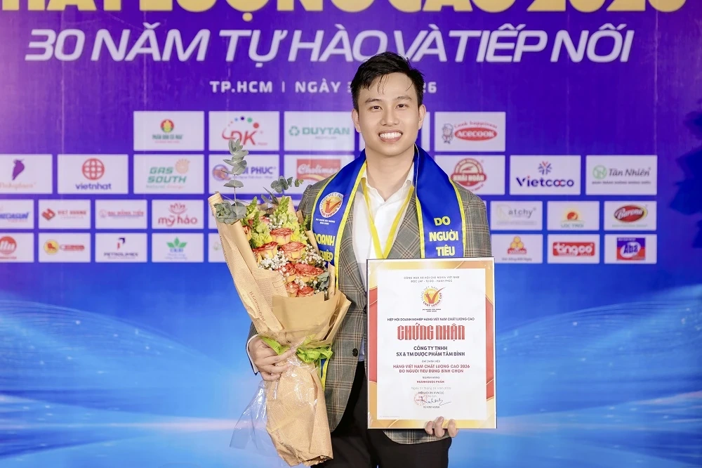 Dược phẩm Tâm Bình 8 năm liền đạt danh hiệu Hàng Việt Nam chất lượng cao