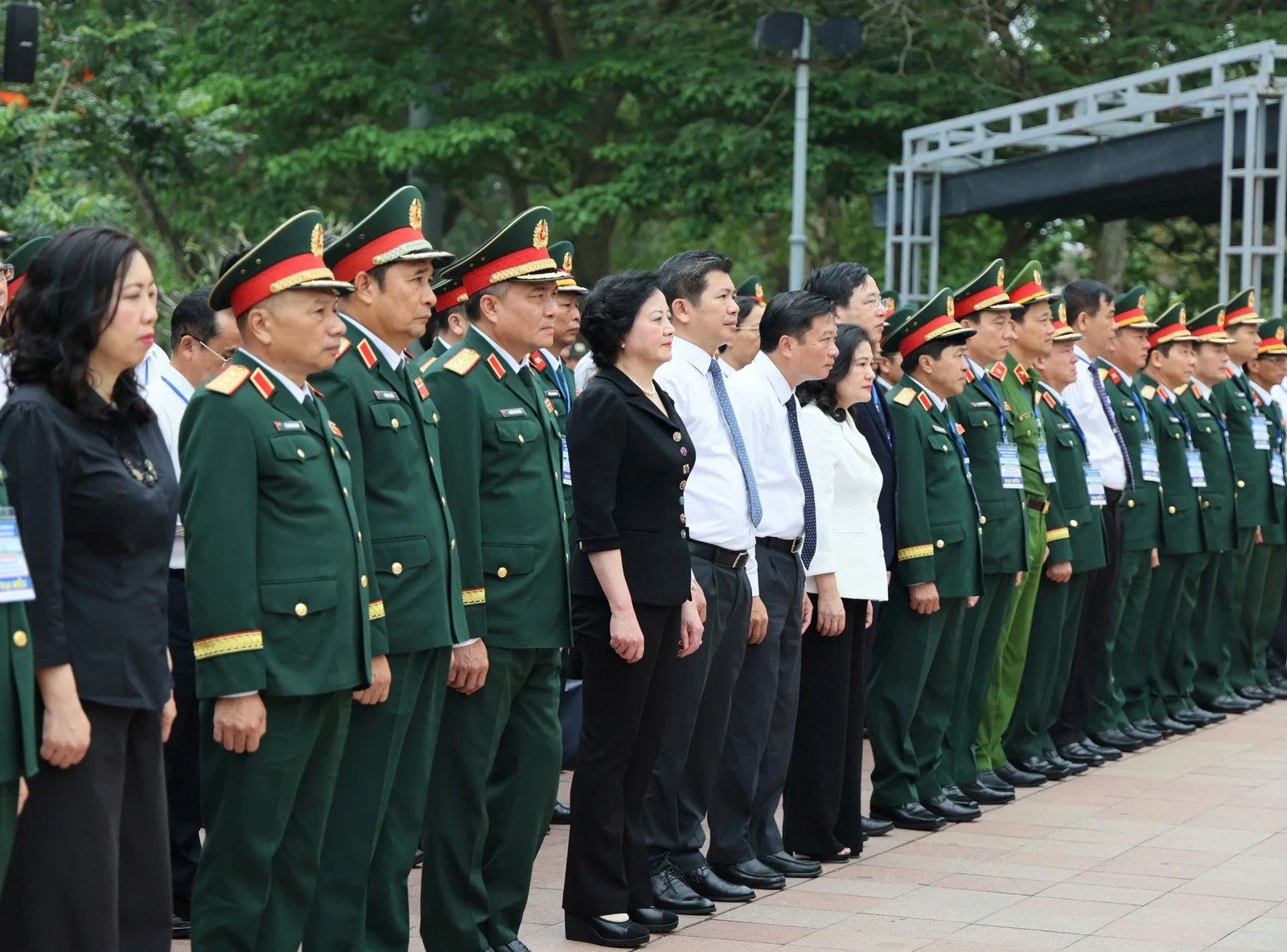 Phó Thủ tướng Phạm Thị Thanh Trà phát động Chiến dịch 500 ngày đêm tìm kiếm, quy tập và xác định danh tính hài cốt liệt sĩ