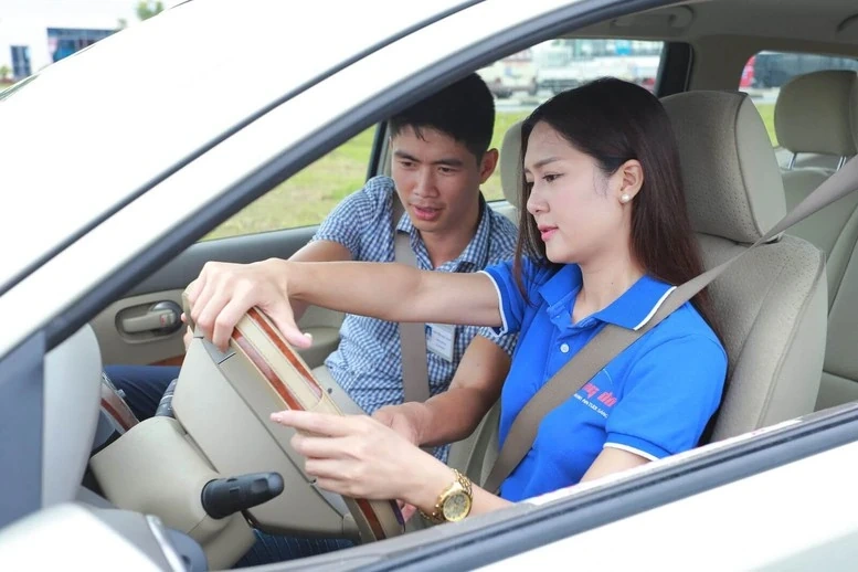 Quy định tiêu chuẩn, quy trình cấp giấy chứng nhận giáo viên dạy lái xe từ 1/7/2026