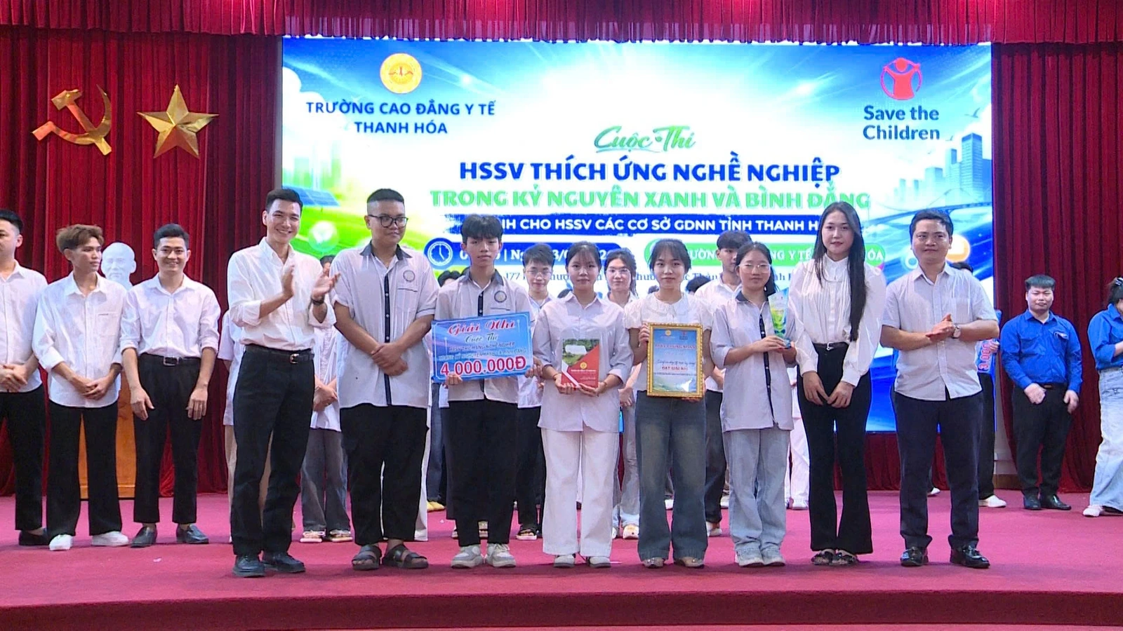 Sôi nổi hội thi “HSSV thích ứng nghề nghiệp trong kỷ nguyên xanh và bình đẳng”