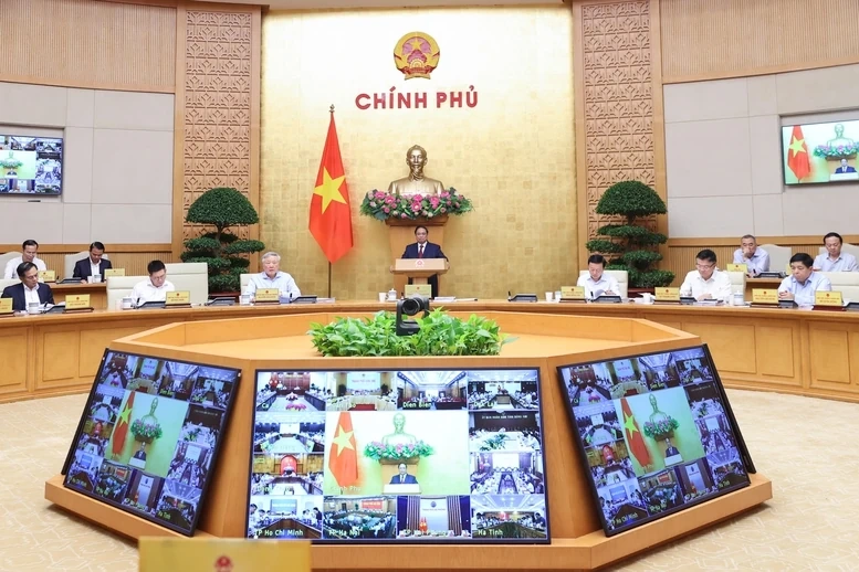 Thủ tướng: Kiên định mục tiêu tăng trưởng 2 con số; biến khó khăn, thách thức thành cơ hội tái cơ cấu nền kinh tế, nâng cao năng lực cạnh tranh