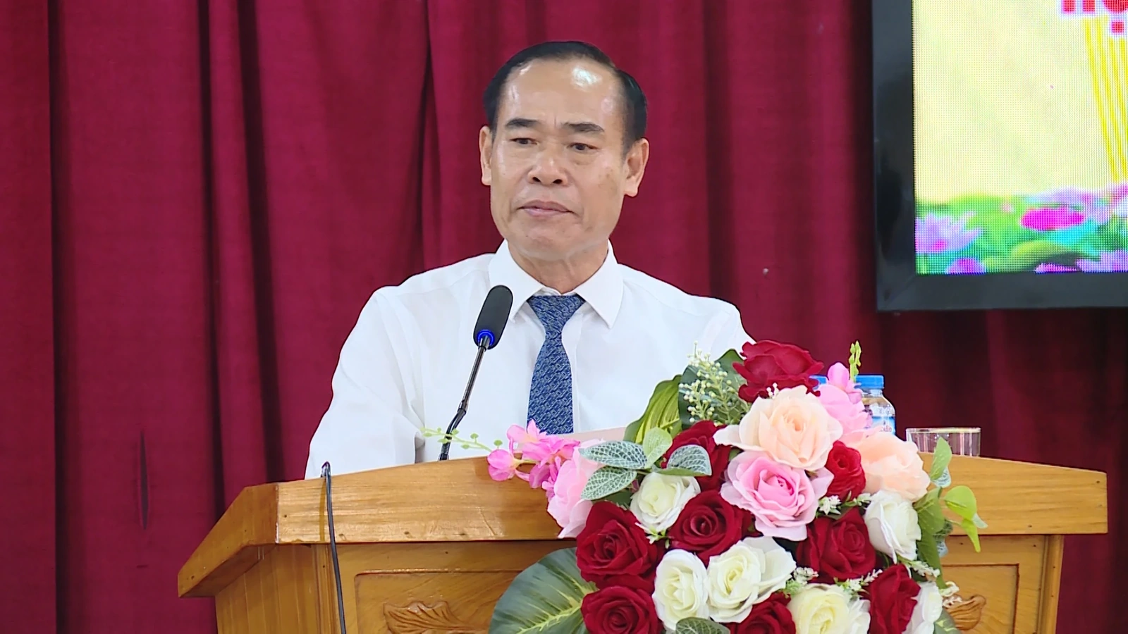 Chủ tịch UBND tỉnh Nguyễn Hoài Anh gặp gỡ kiều bào Thanh Hóa tại Hủa Phăn (Lào)