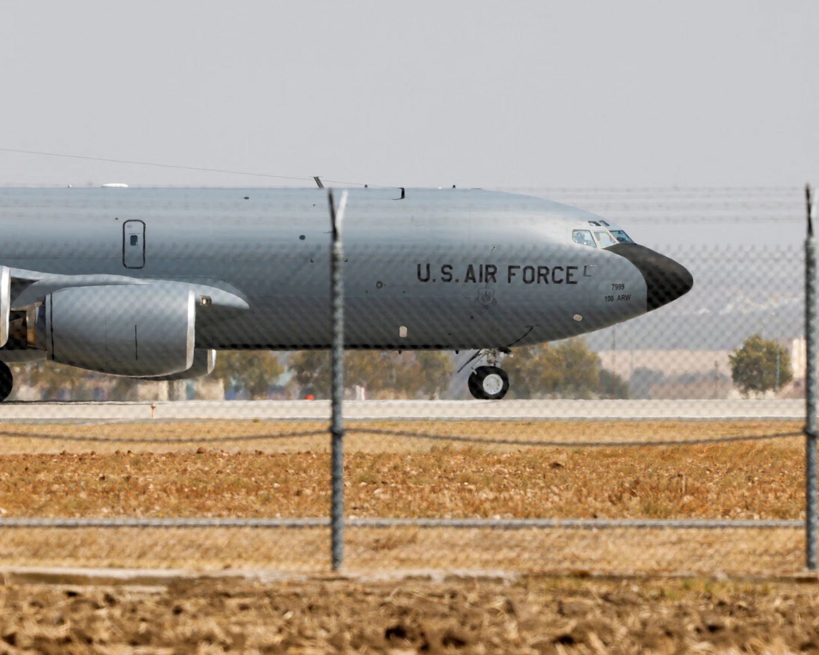 Tây Ban Nha đóng cửa không phận với máy bay quân sự Mỹ