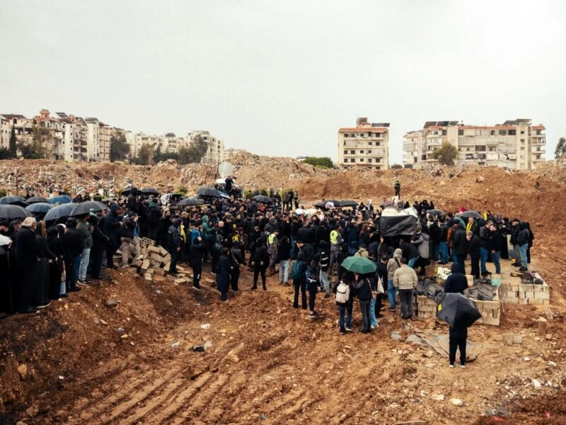 Israel không kích Lebanon, dọa chiếm khu vực phía Nam sau chiến sự