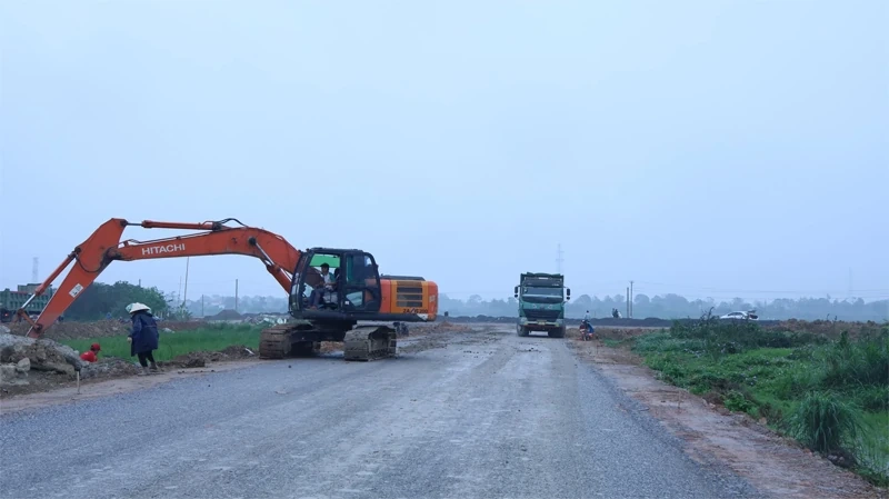 Nhu cầu vật liệu tăng, gấp rút gỡ “nút thắt”