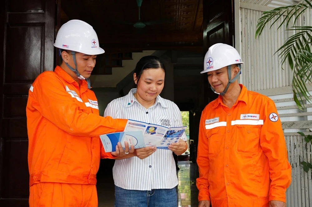 Công ty Điện lực Thanh Hóa tăng cường nhiều giải pháp bảo đảm cung ứng điện mùa nắng nóng năm 2026