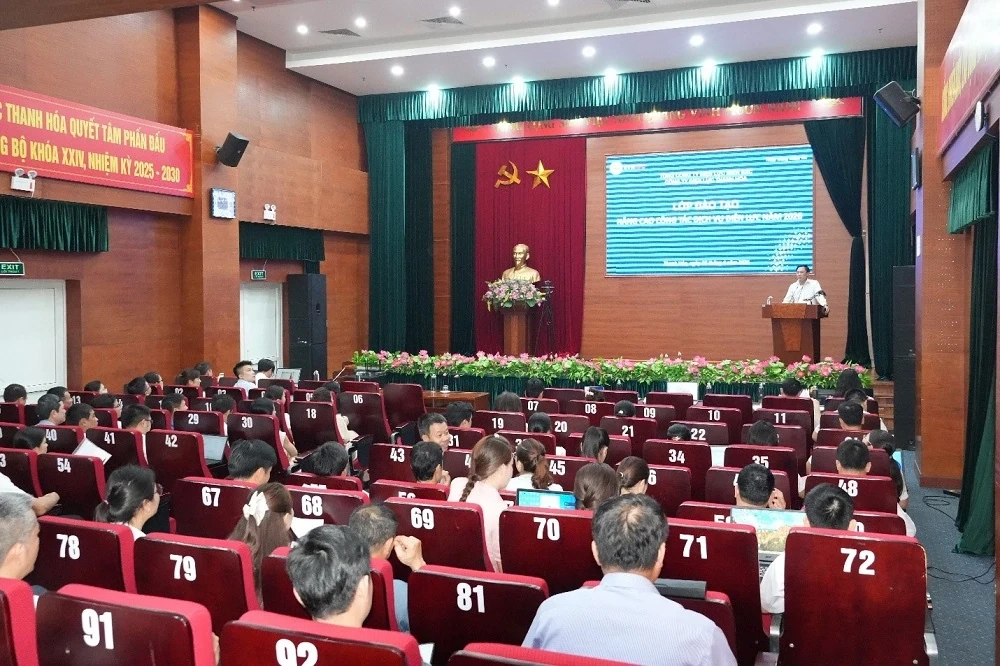 Bồi dưỡng nguồn lực – củng cố nền tảng dịch vụ điện lực