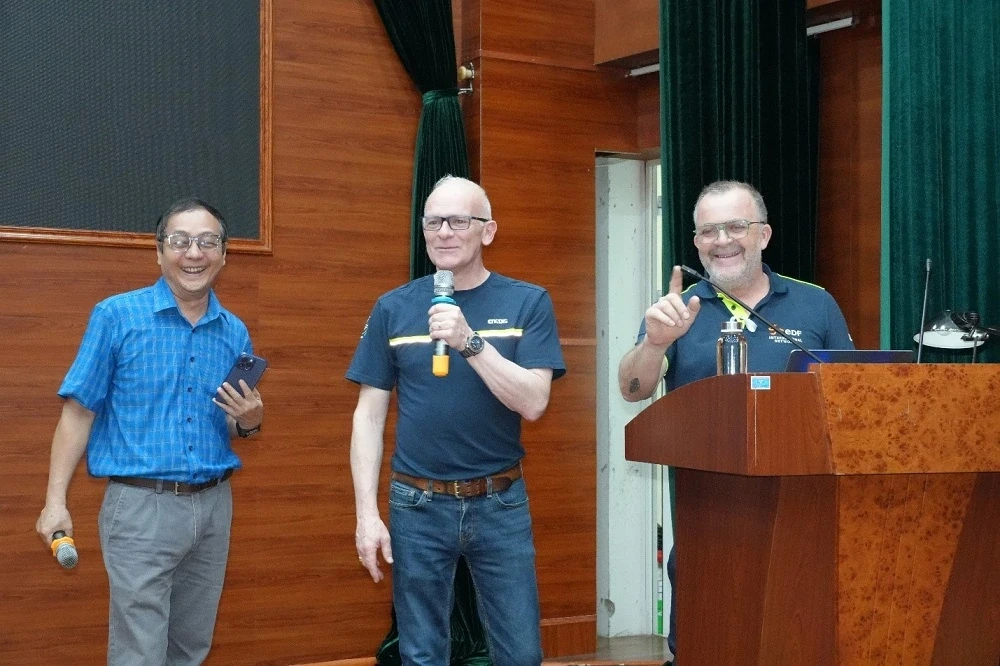 EVNNPC chuẩn hóa năng lực đánh giá công tác Hotline theo tiêu chuẩn quốc tế