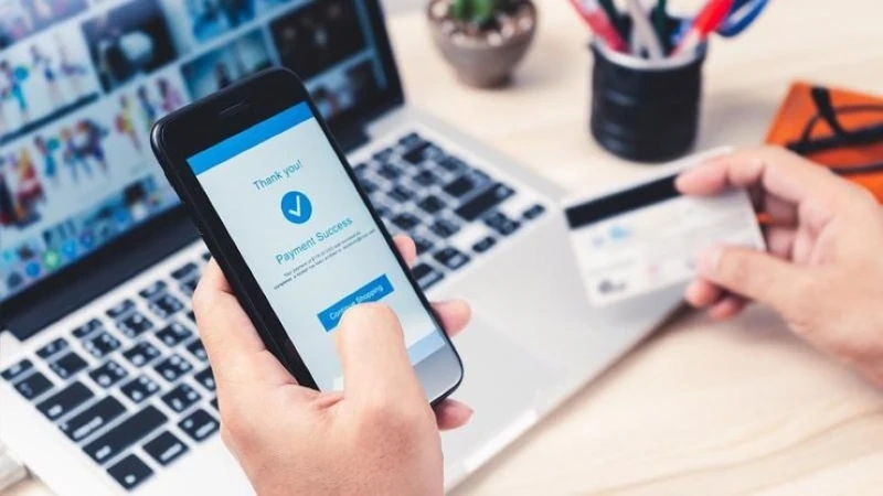 Tăng cường thúc đẩy thanh toán không dùng tiền mặt nhằm nâng cao hiệu quả quản lý thuế