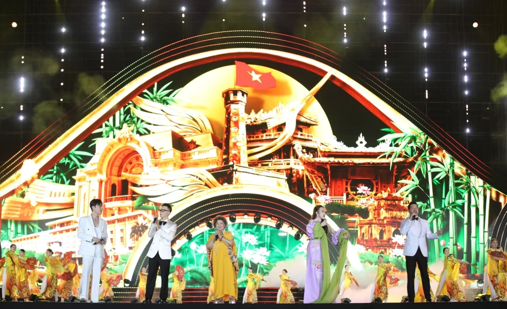 Dàn sao cháy hết mình cùng Concert “Thanh âm kỷ nguyên mới”