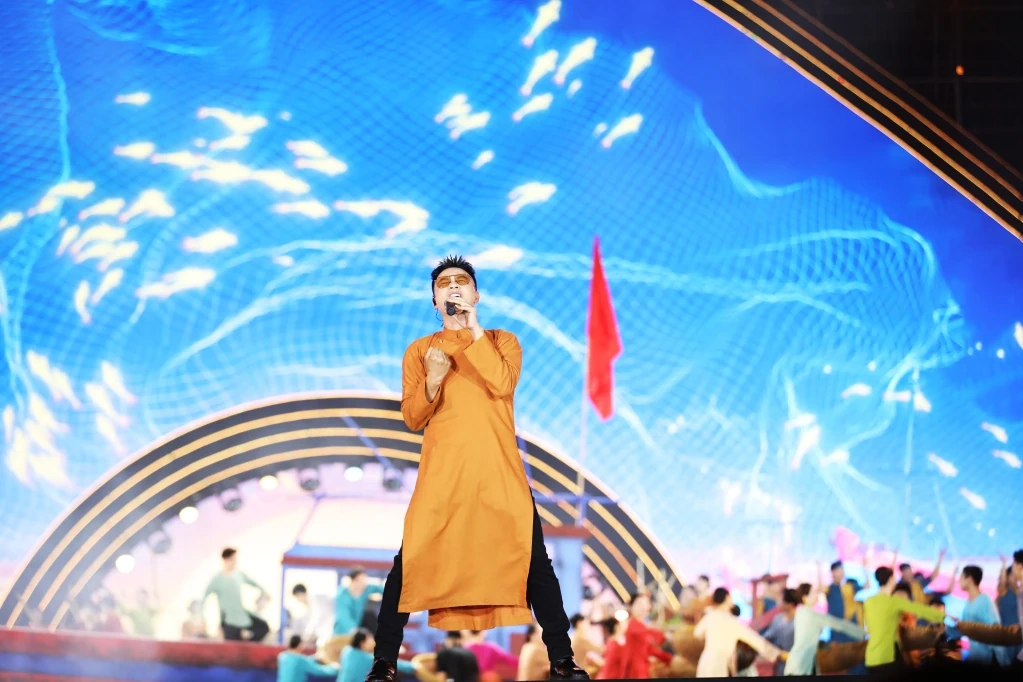 Dàn sao cháy hết mình cùng Concert “Thanh âm kỷ nguyên mới”