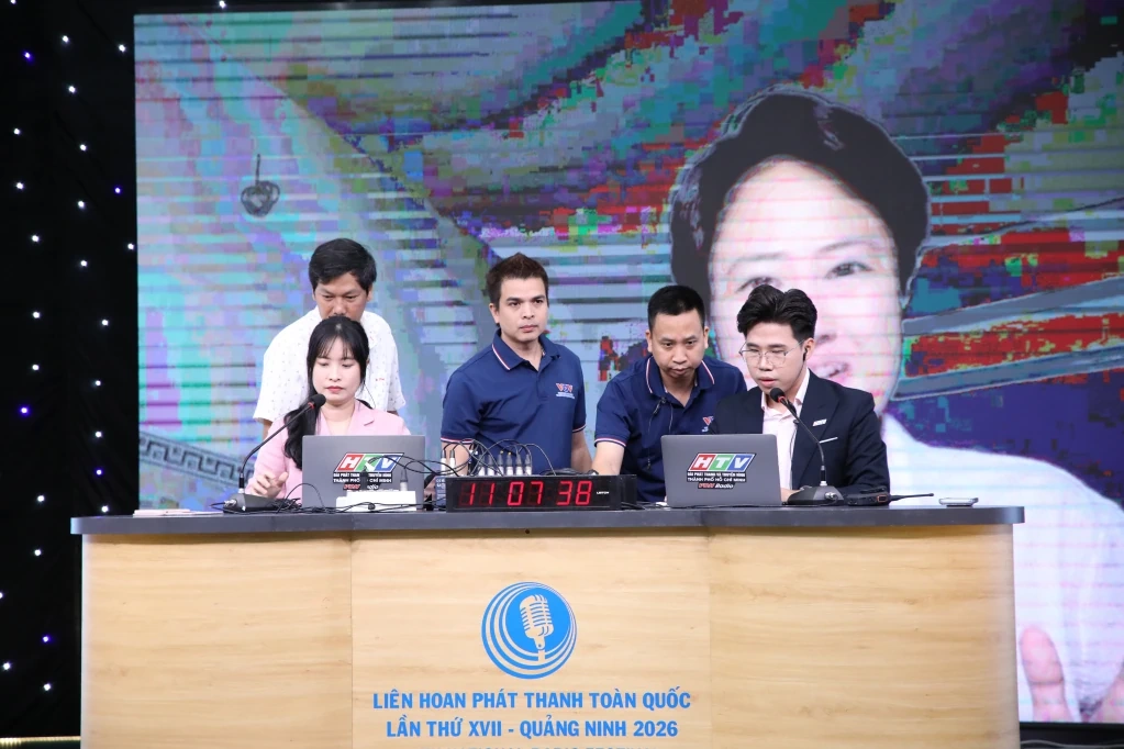 Sôi nổi ngày thi thứ hai nội dung phát thanh trực tiếp