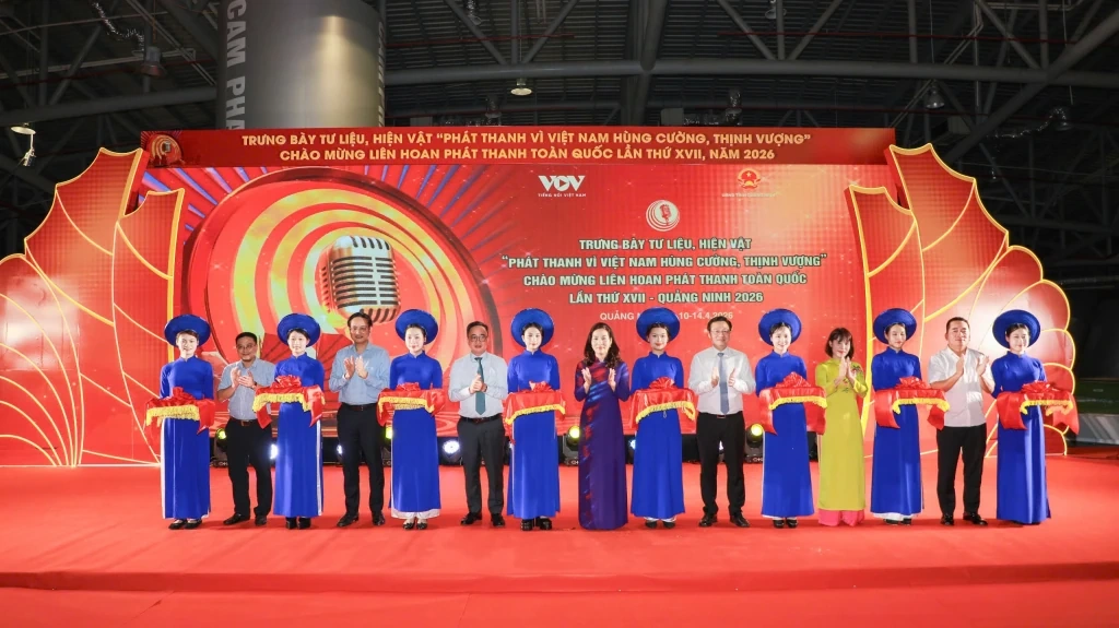 Khai mạc không gian trưng bày tư liệu, hiện vật “Phát thanh vì Việt Nam hùng cường, thịnh vượng”