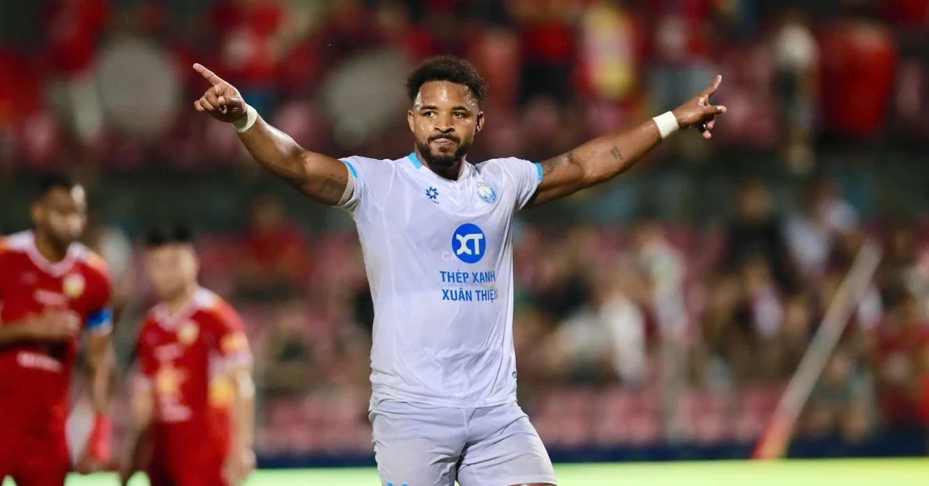 HLV Popov gọi trọng tài Lê Vũ Linh là “sát thủ chuyên nghiệp”; Zidane chính thức đạt thỏa thuận dẫn dắt tuyển Pháp