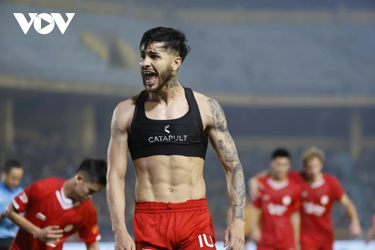 Thua tiếc nuối trên chấm phạt đền, Đông Á Thanh Hóa trắng tay tại sân Hàng Đẫy