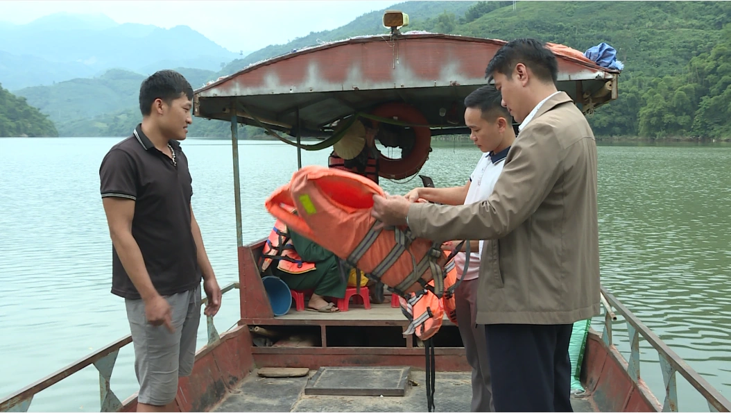 Siết an toàn đường thủy - Bài 2: Ẩn họa tai nạn đường thủy từ phương tiện 4 không”