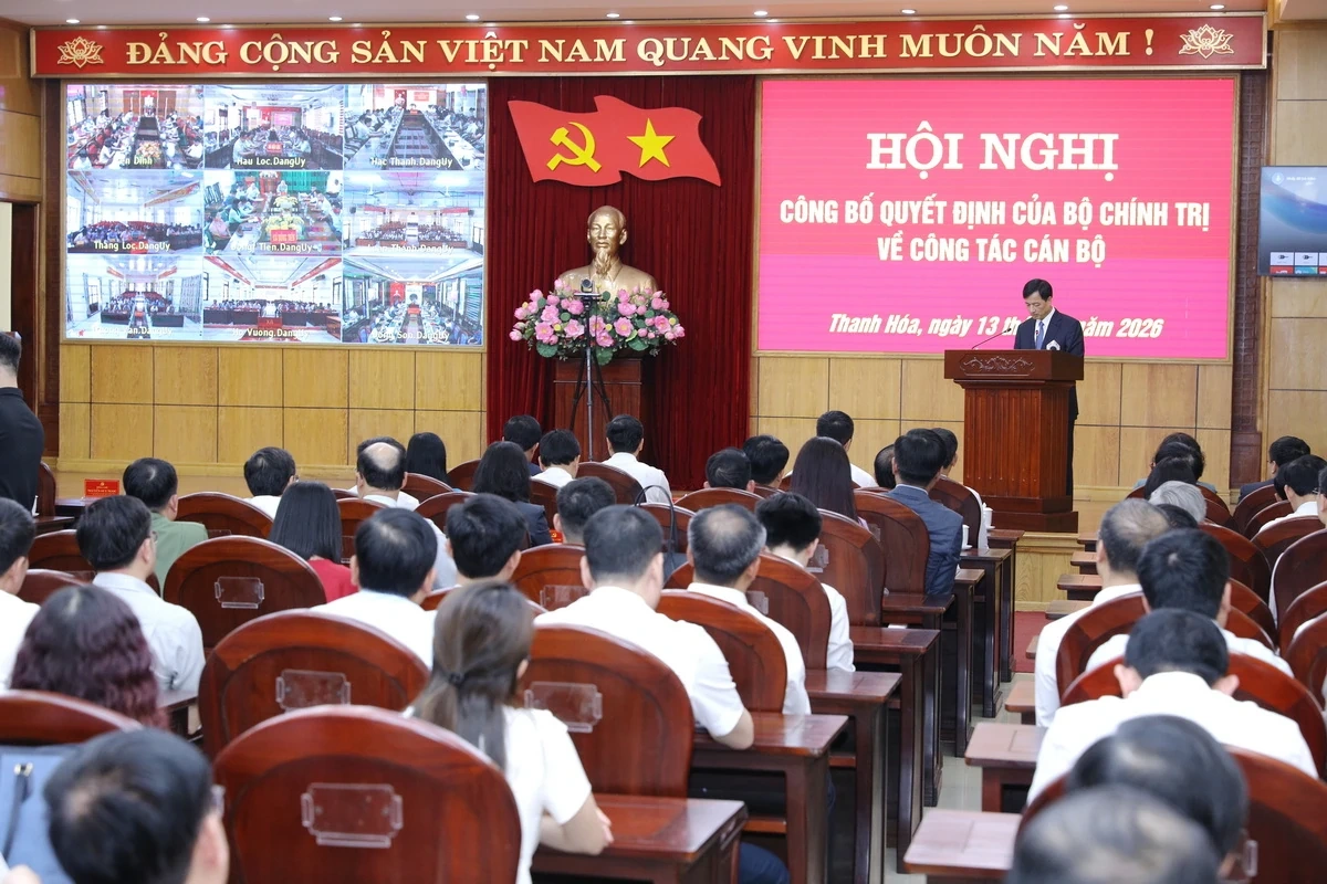 Bộ Chính trị điều động, phân công đồng chí Thượng tướng Lê Đức Thái giữ chức Bí thư Tỉnh ủy Thanh Hóa