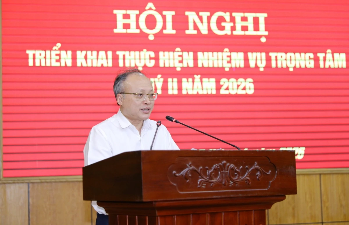 Tiếp tục củng cố, giữ vững và phát huy cao nhất tinh thần đoàn kết, thống nhất trong toàn Đảng bộ