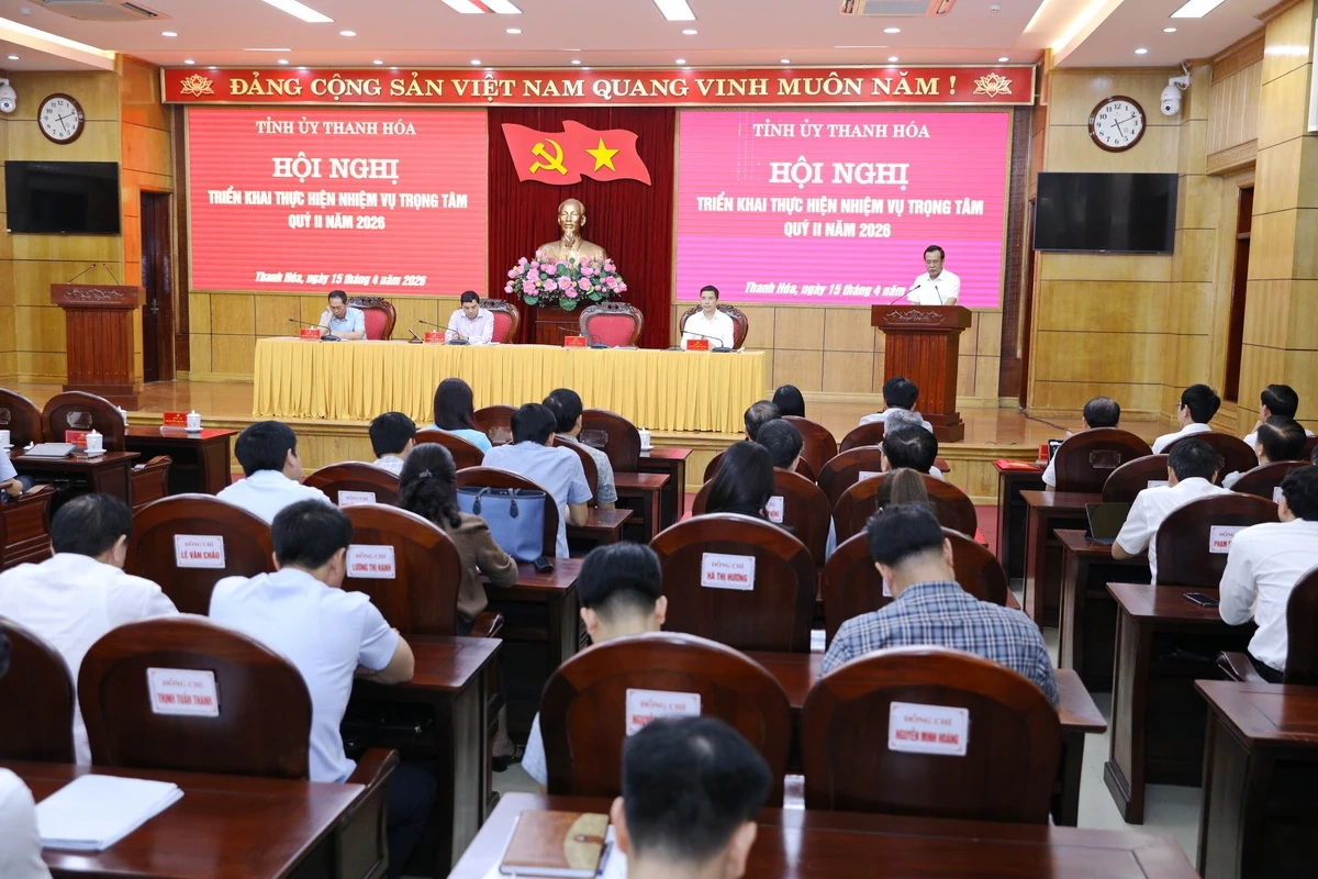 Tiếp tục củng cố, giữ vững và phát huy cao nhất tinh thần đoàn kết, thống nhất trong toàn Đảng bộ