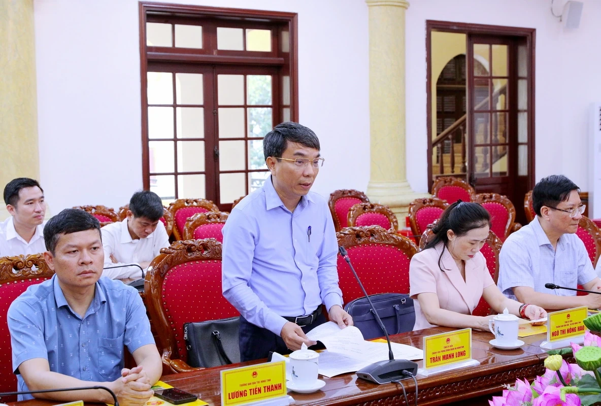 Công bố Nghị quyết của Ủy ban Thường vụ Quốc hội về công tác cán bộ