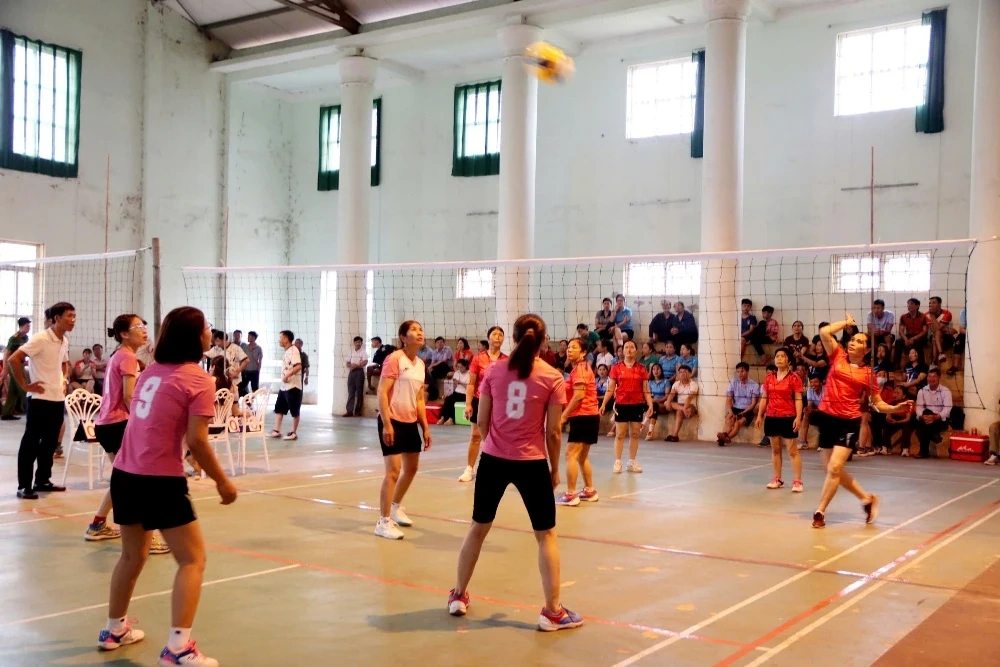 Xã Định Tân khai mạc giải thể thao chào mừng kỷ niệm 51 năm Ngày giải phóng miền Nam