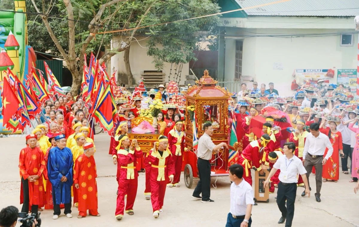Xã Hoằng Giang tổ chức Lễ hội Phủ Vàng