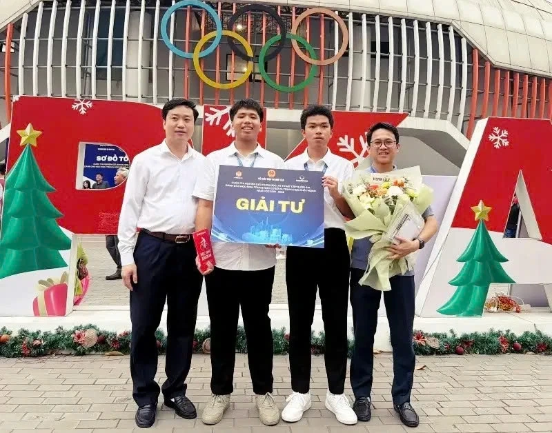 Người thầy tận tâm, sáng tạo