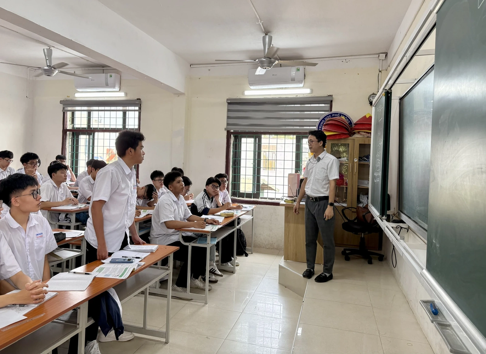 Người thầy tận tâm, sáng tạo