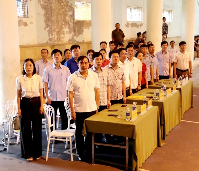 Xã Định Tân khai mạc giải thể thao chào mừng kỷ niệm 51 năm Ngày giải phóng miền Nam