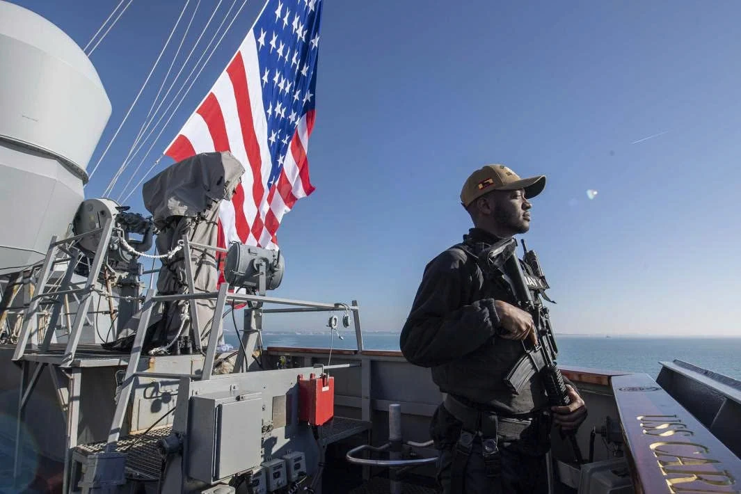 Gió nổi từ mặt biển