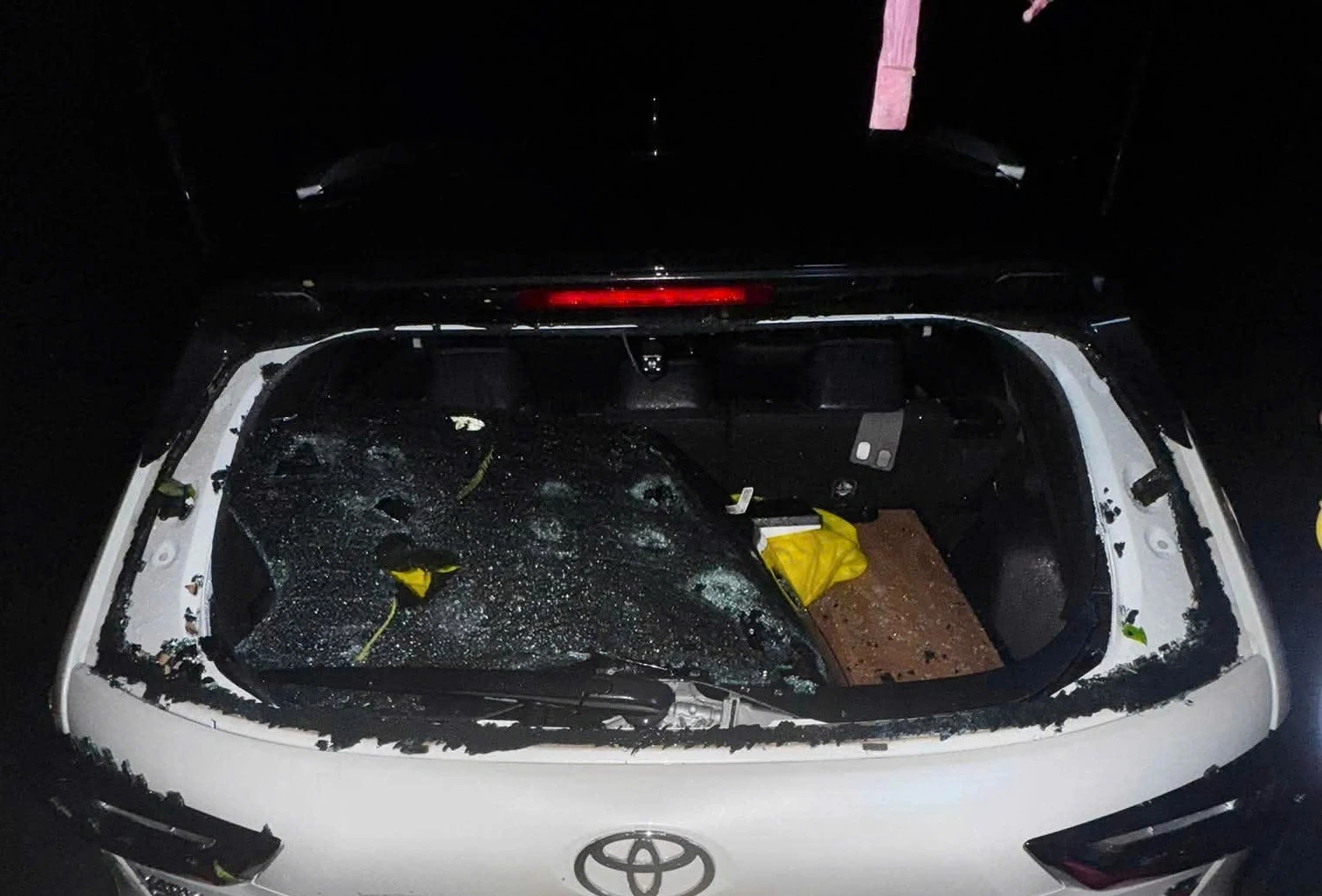 Mưa đá trong đêm gây thiệt hại tại nhiều địa phương