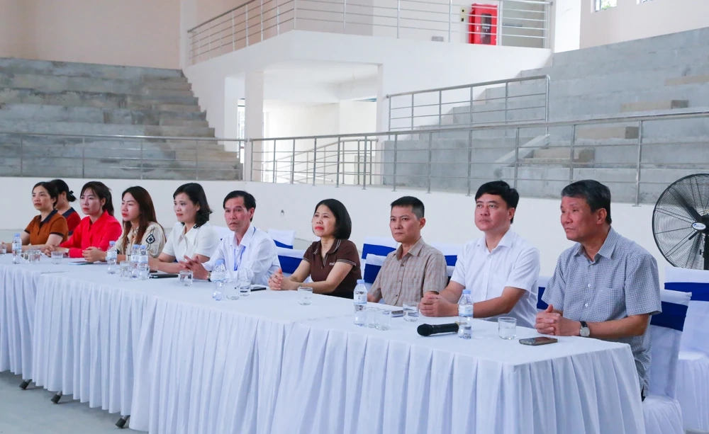 Sôi nổi Giải bóng chuyền nam xã Như Thanh