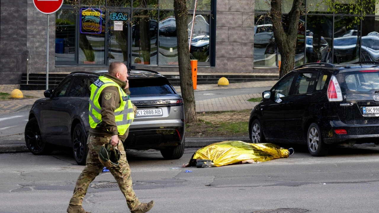 Xả súng, bắt giữ con tin tại Kyiv: 6 người thiệt mạng, Ukraine điều tra khủng bố