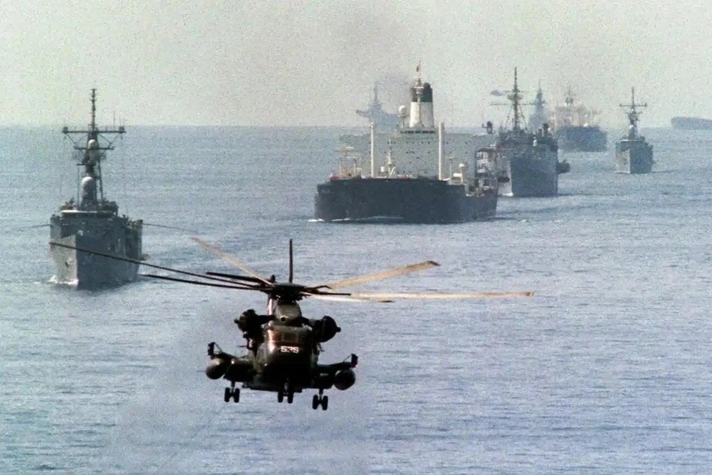 Gần 120 máy bay, tàu chiến và 10.000 binh sĩ Mỹ phong tỏa các cảng của Iran